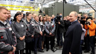 Putin meeting with Kalashnikov Concern employees