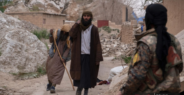 ISIS fighters and their families are evacuated from Baghuz, Syria