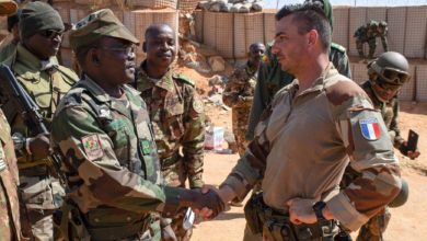 FCG5S Commander meets Barkhane troops