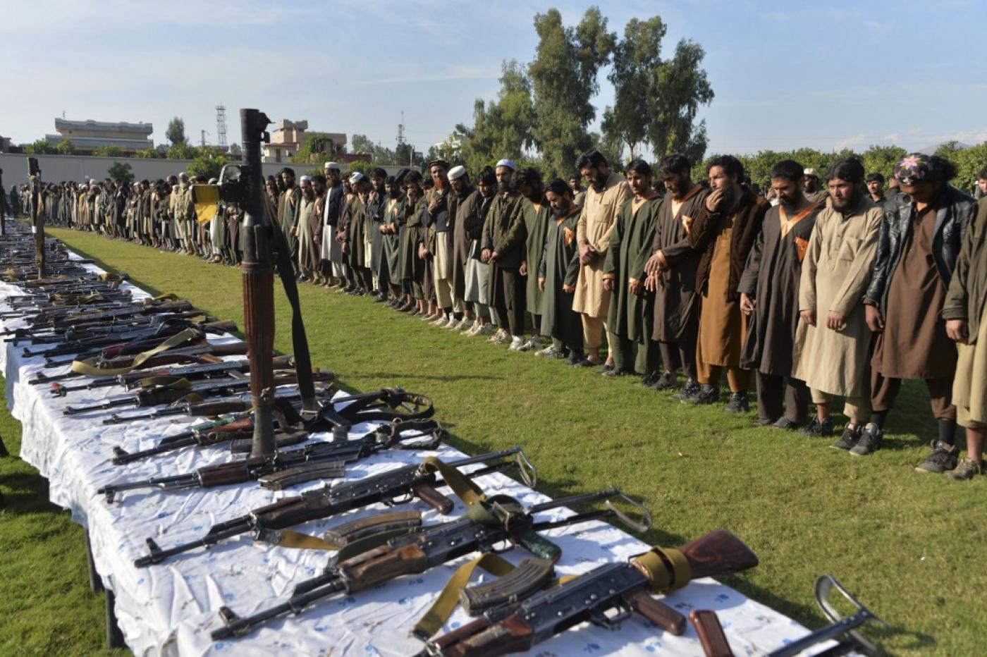 Islamic State fighters surrender to Afghan forces