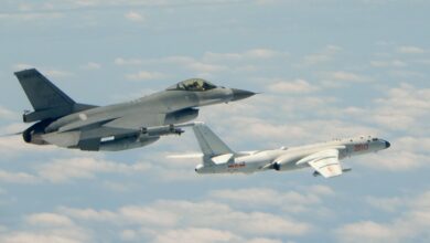 Taiwanese and Chinese aircraft