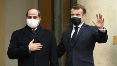 French President Emmanuel Macron with Egyptian President Abdel Fattah el-Sisi
