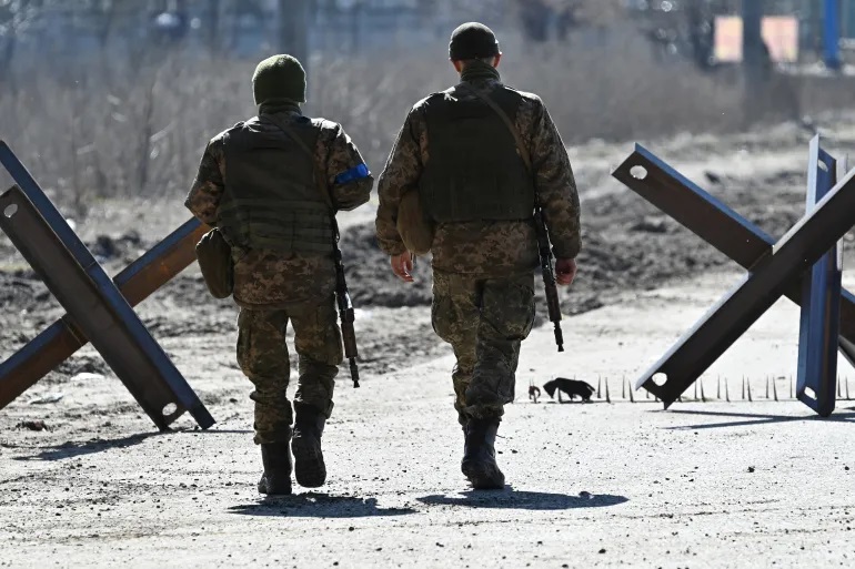 Ukrainian soldiers