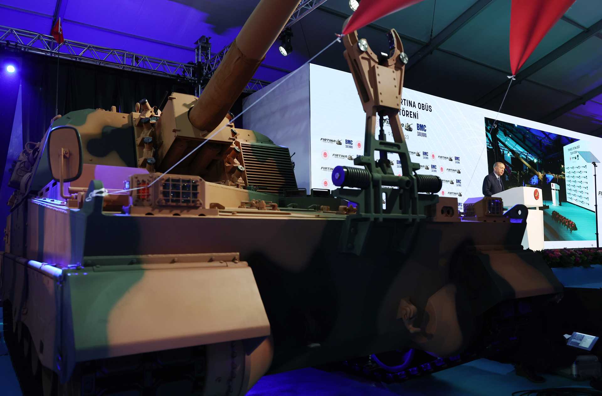 Firtina howitzer