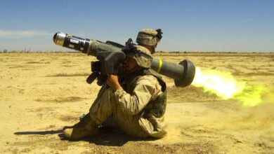 Javelin missile