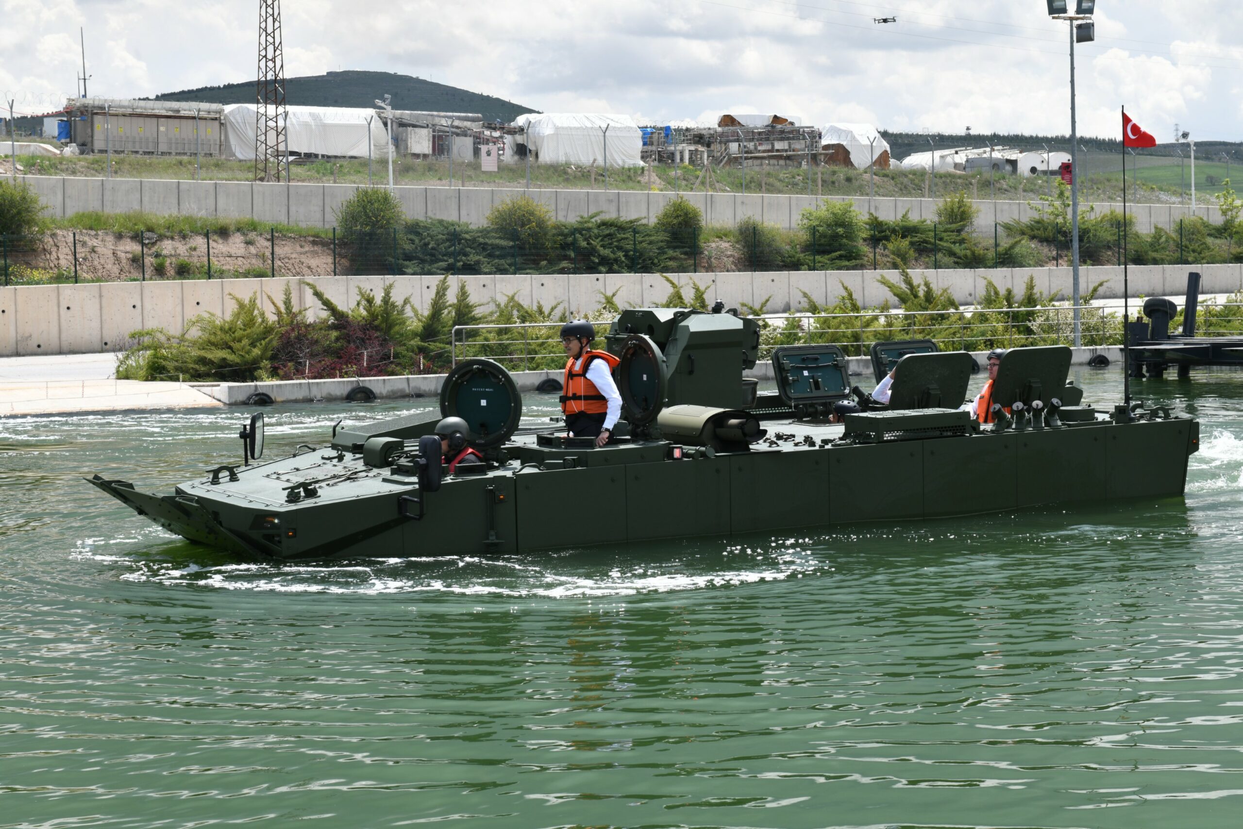 ACV-15 advanced armored personnel carrier