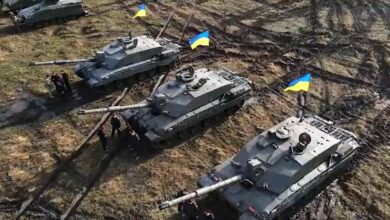 Challenger 2 tanks