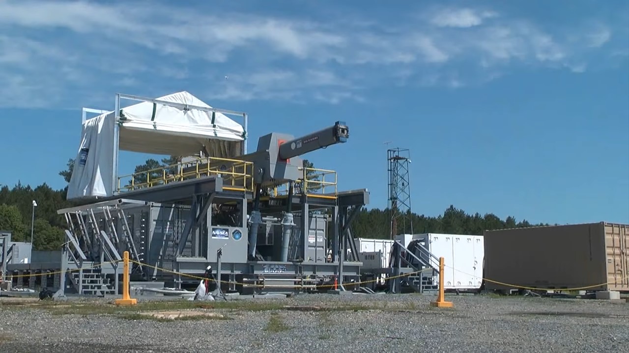 US electromagnetic railgun