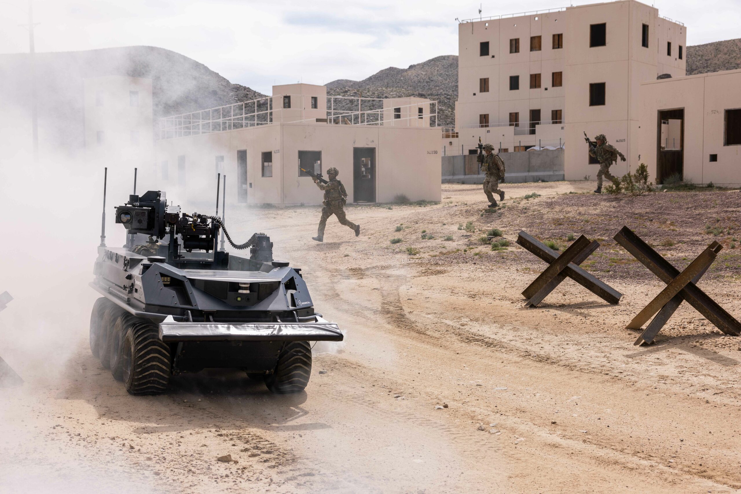 UK unmanned vehicles with machine guns