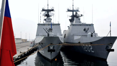 ROCS Kang Ding and ROCS Si Ning frigates