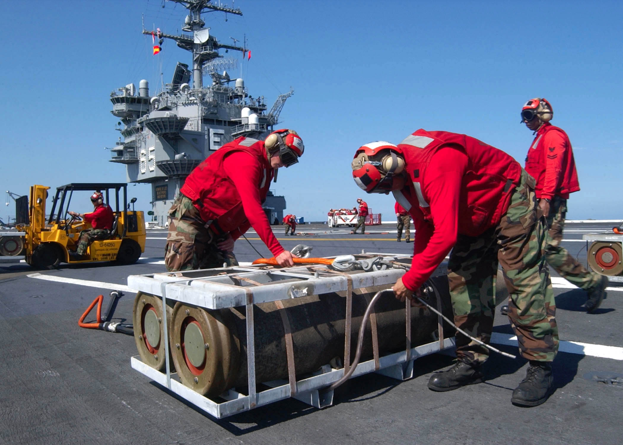 MK-84 bombs